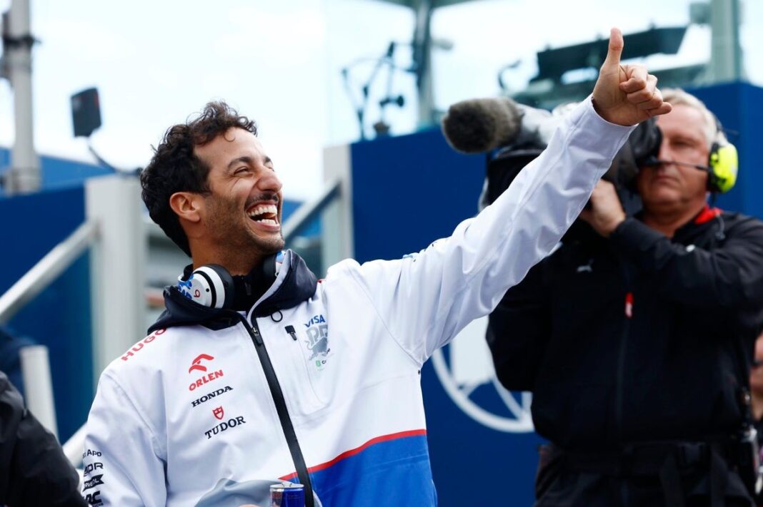 f1:-ricciardo-tera-que-batalhar-por-segundo-assento-da-rb;-entenda