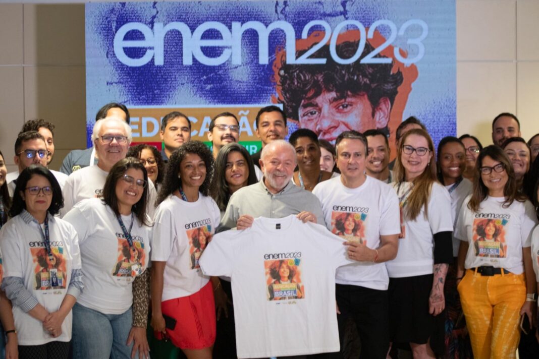 lula-visita-sede-do-inep-no-primeiro-domingo-do-enem:-“tudo-pronto”