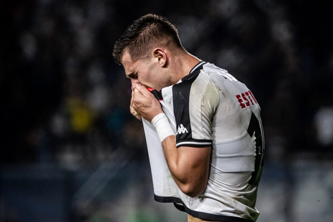 vasco-goleia-o-sao-paulo-por-4-x-1-com-show-de-garotos-da-base