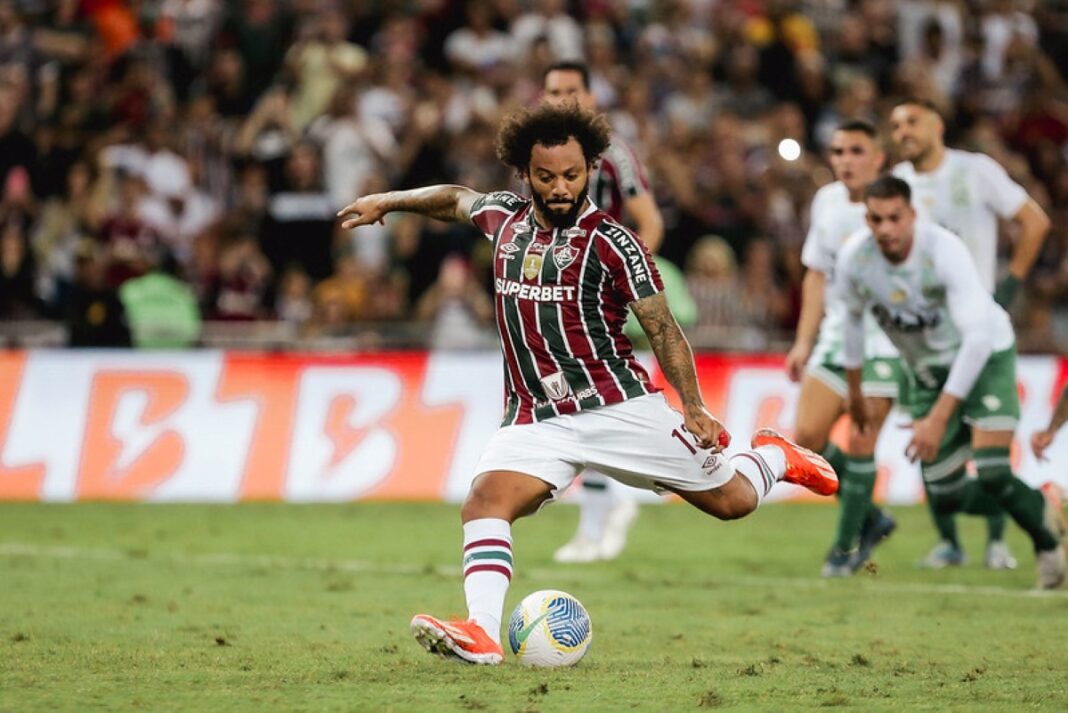 brasileirao:-chance-de-rebaixamento-do-fluminense-ultrapassa-os-50%