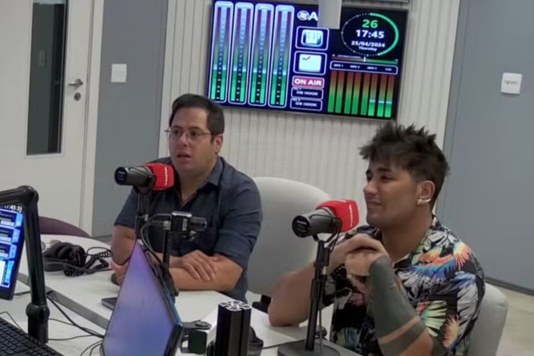 cantor-tiago-expoe-separacao-de-dupla-sertaneja-apos-“talaricagem”