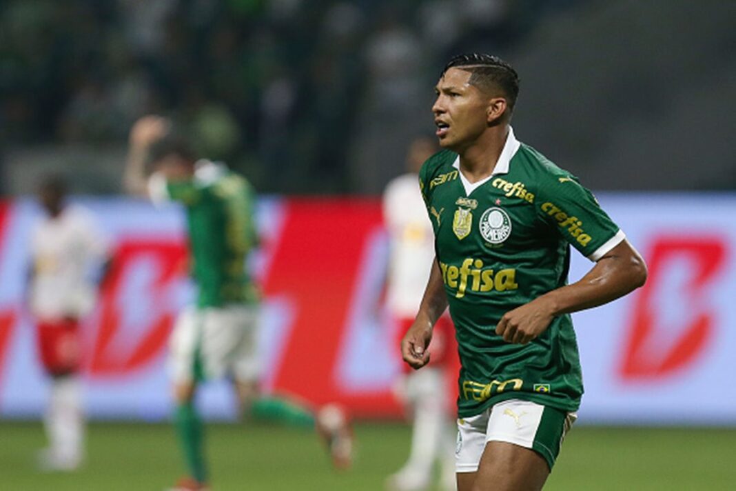 rony-marca-no-fim-e-palmeiras-empata-com-internacional-no-brasileirao