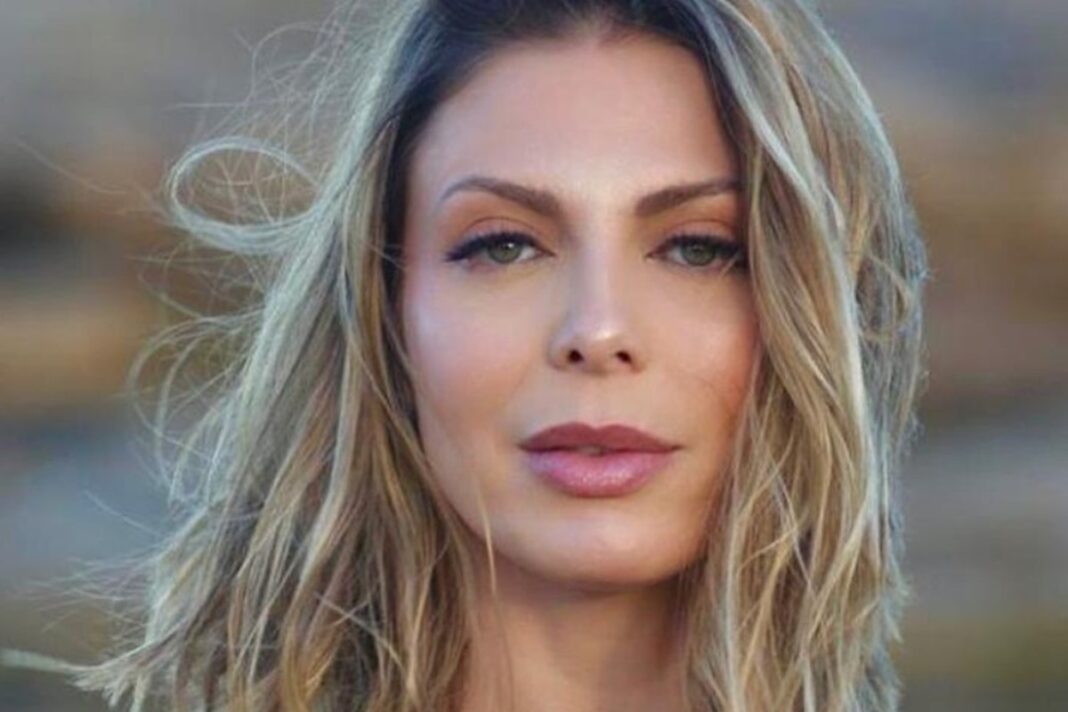 sheila-mello-processa-medico-apos-aplicacao-de-hidrogel-dar-errado