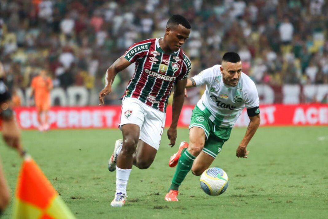 flu-luta,-mas-cai-para-o-juventude;-corinthians-elimina-gremio