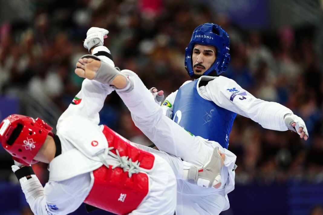 paris-2024:-netinho-derrota-espanhol-e-conquista-o-bronze-no-taekwondo