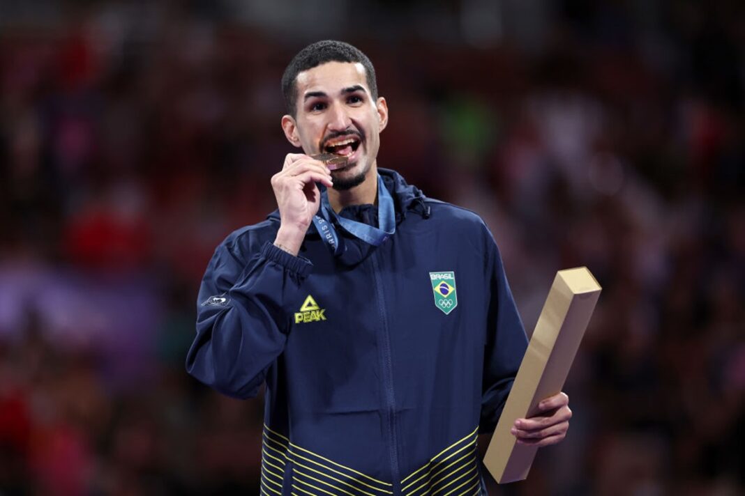 com-bronze-no-taekwondo,-confira-o-13o-dia-de-olimpiadas-do-brasil