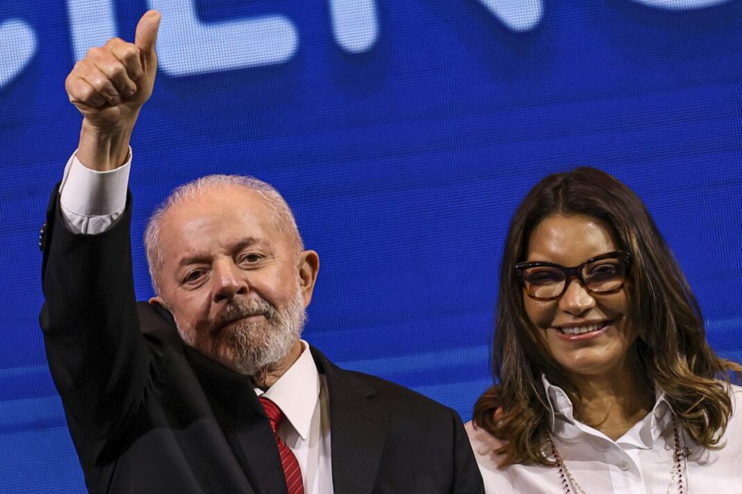 lula-e-janja-assistem-inauguracao-de-teatro-no-rio-de-janeiro