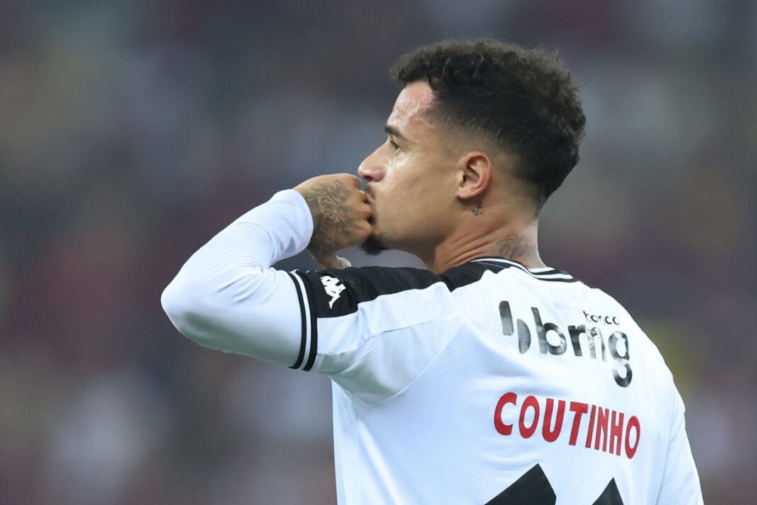 “ouvi-muita-besteira-sobre-mim”,-diz-coutinho-apos-gol-no-classico