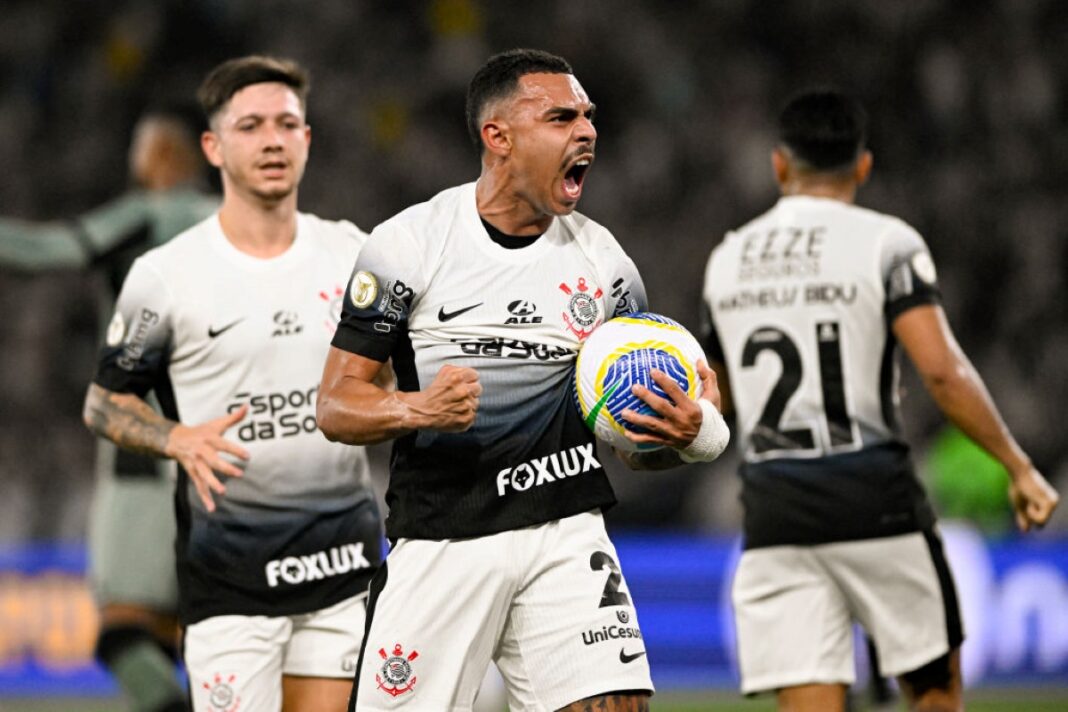 no-z-4,-corinthians-venceu-mais-na-sul-americana-do-que-no-brasileirao