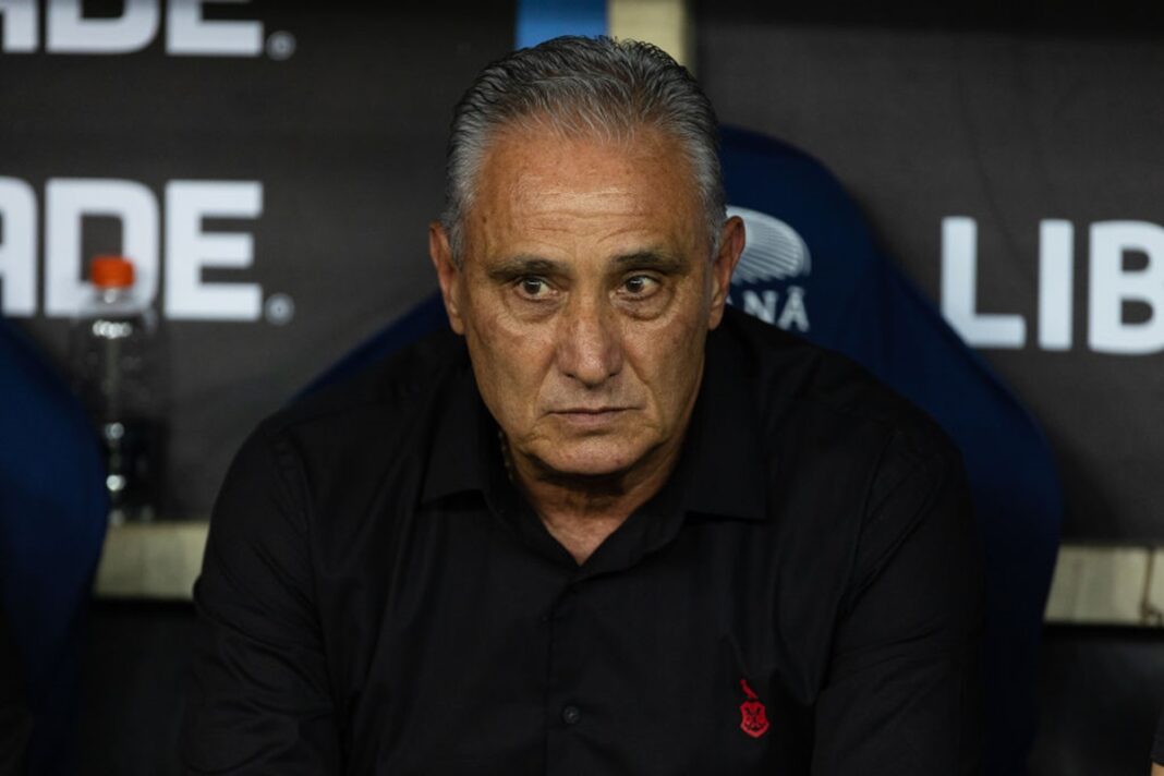 “doi-no-lado-humano”,-diz-tite-sobre-xingamentos-no-maracana