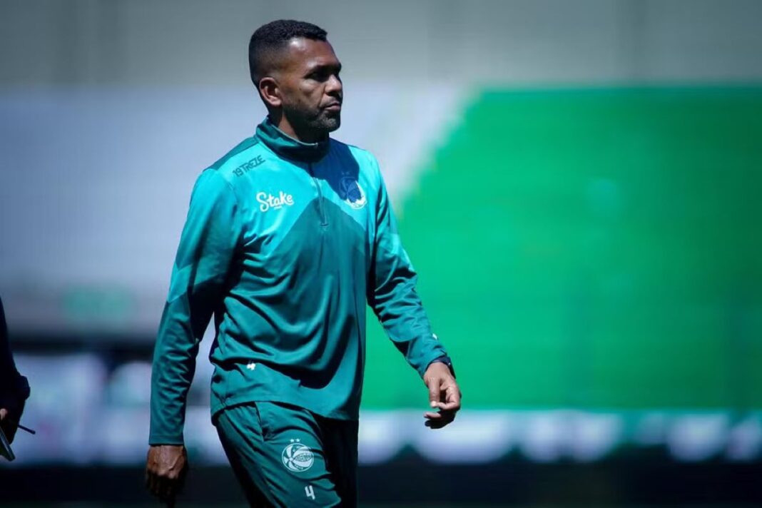 gerson-ramos-faz-seu-primeiro-jogo-oficial-como-treinador-na-serie-a