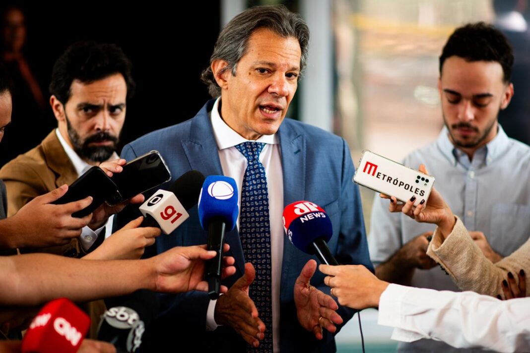 “dia-amanheceu-tenso”,-diz-haddad-apos-trump-ser-eleito-nos-eua
