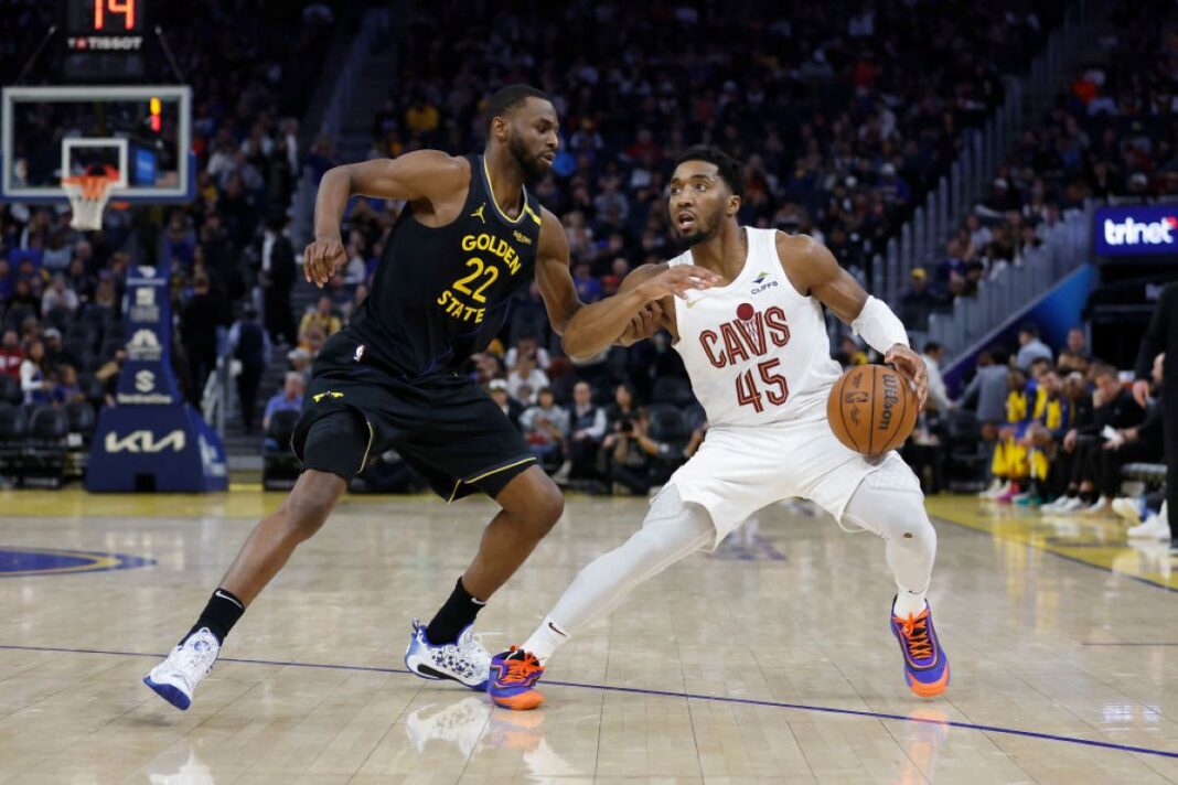 nba:-cavaliers-batem-warriors-e-chegam-a-7a-vitoria-consecutiva