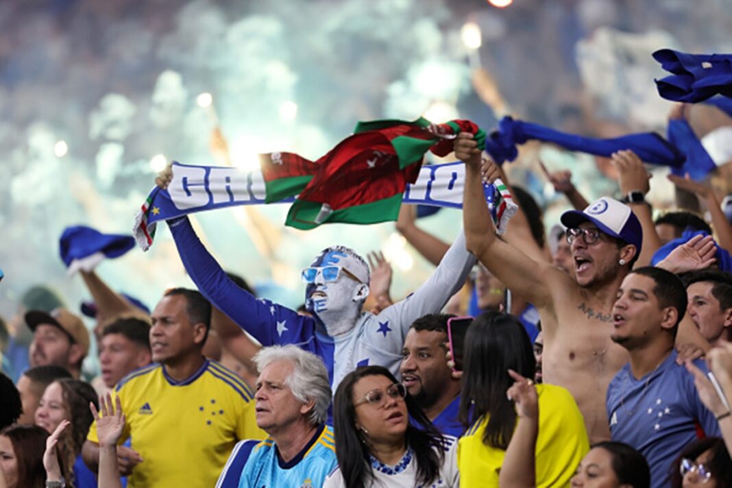 cruzeiro-comemora-104-anos-nesta-quinta;-cabuloso-enfrenta-athletic-no-df