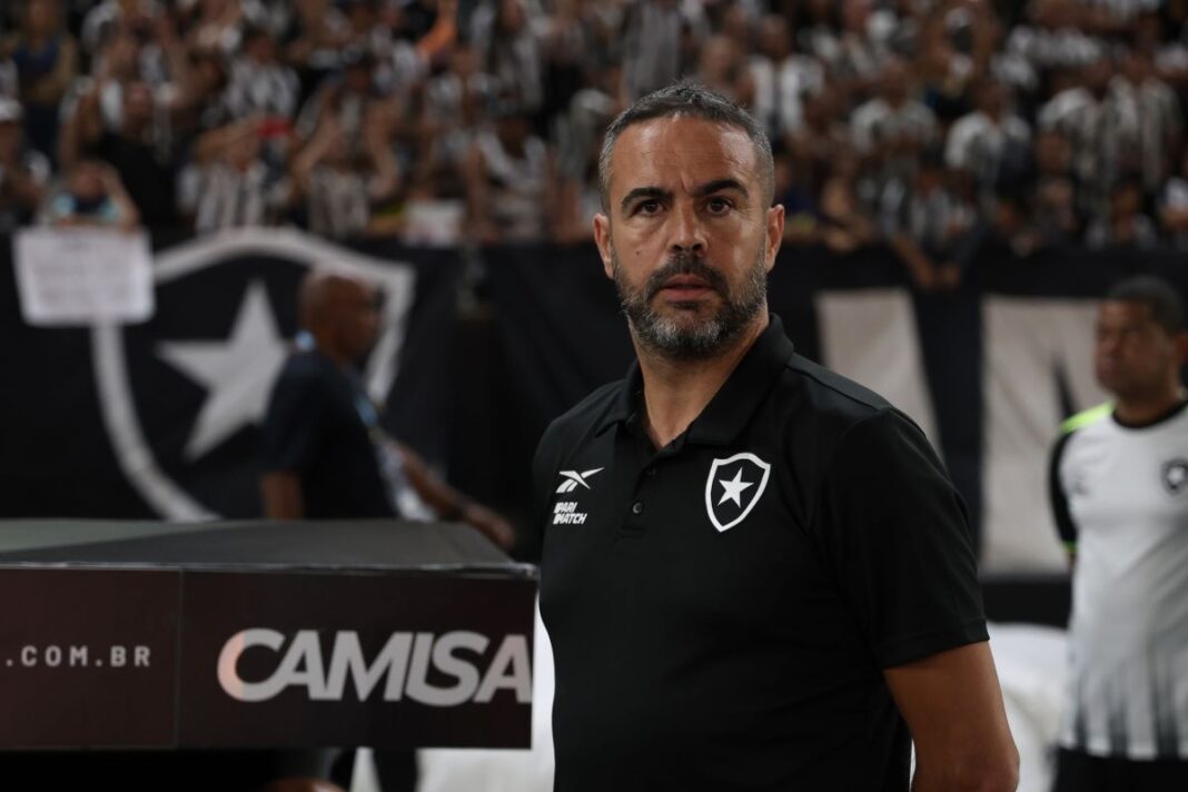 apos-saida-do-botafogo,-artur-jorge-e-o-novo-tecnico-do-al-rayyan
