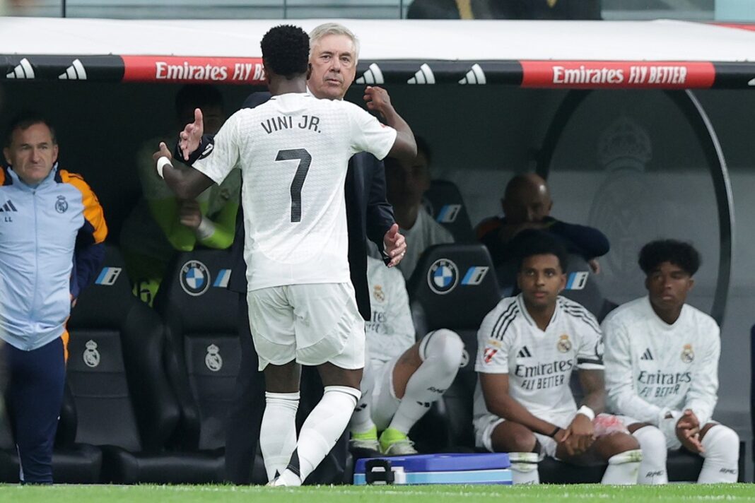 ancelotti-defende-vinicius-jr.-apos-expulsao:-“dificil-aguentar”
