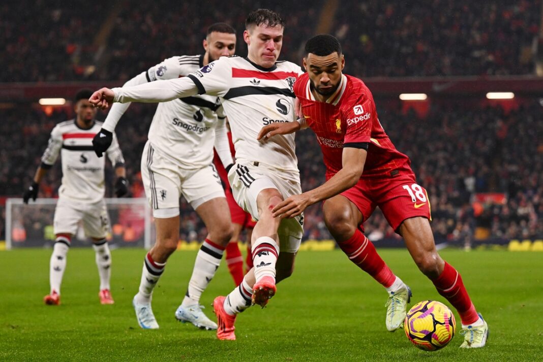 liverpool-e-manchester-united-empatam-em-jogo-eletrizante