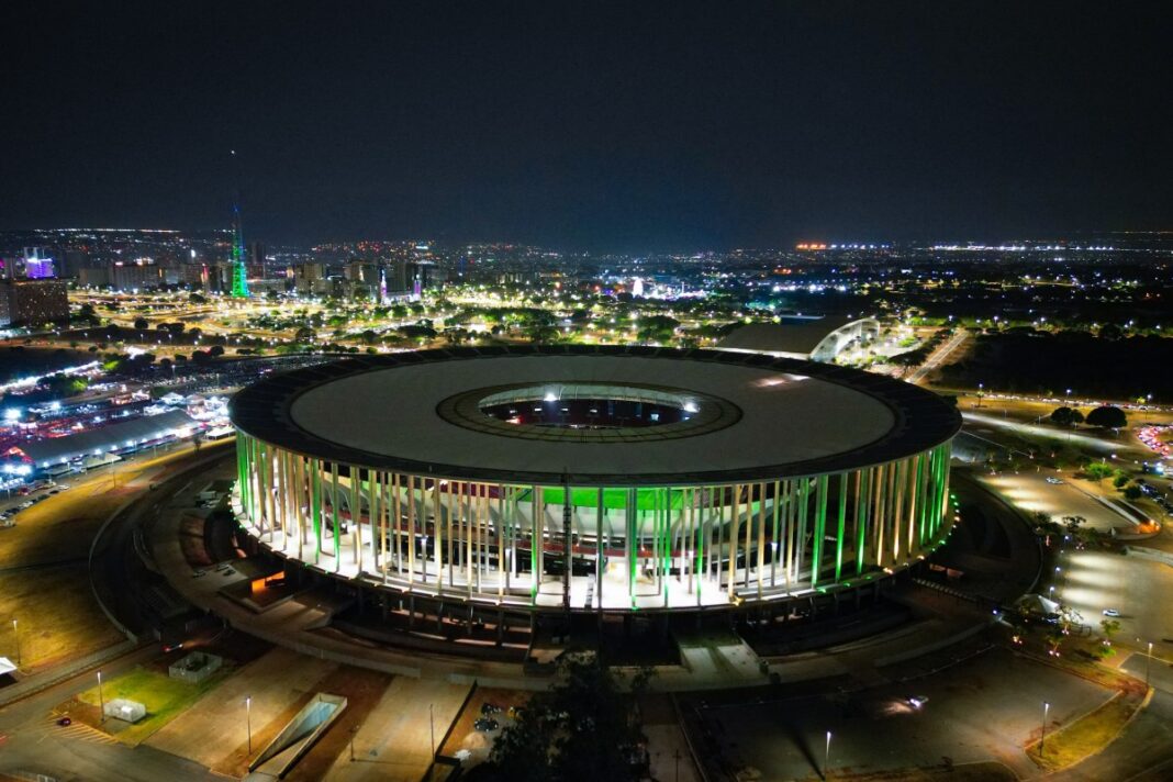 volta-redonda,-flamengo-e-metropoles-assinam-hoje-contrato-para-realizar-jogo-em-brasilia