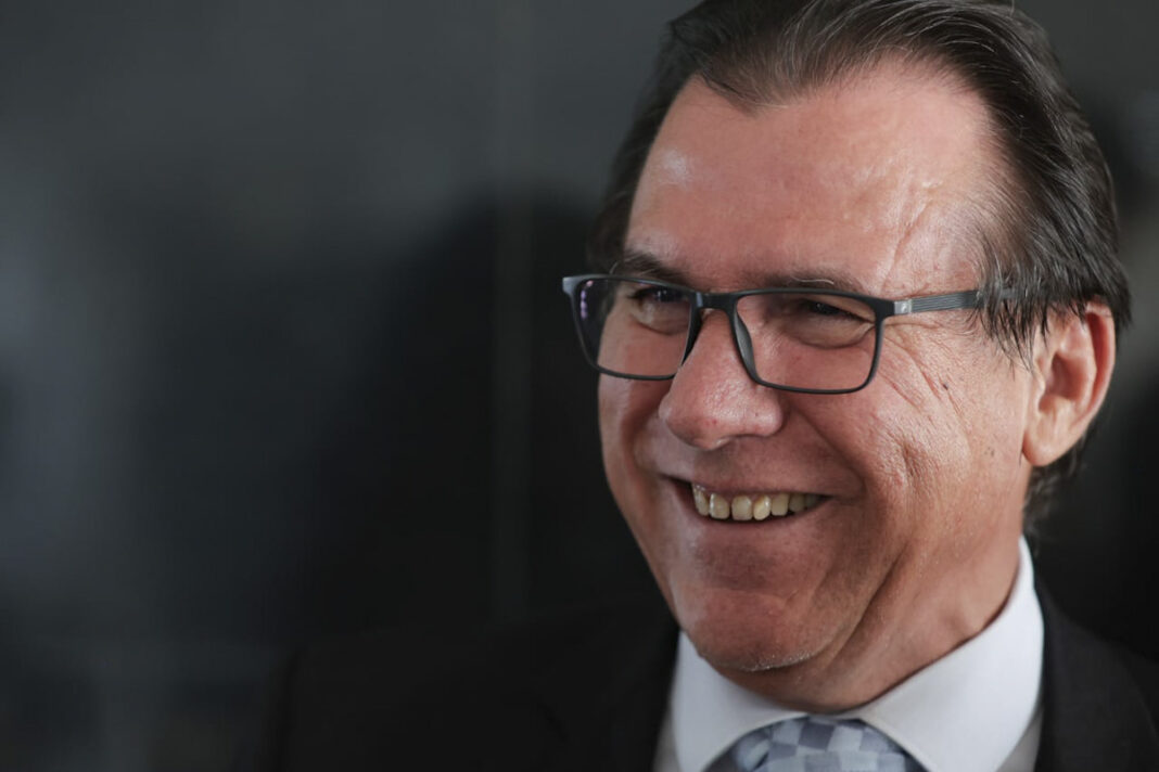 ministro-do-trabalho-celebra-menor-taxa-de-desemprego-anual-desde-2012