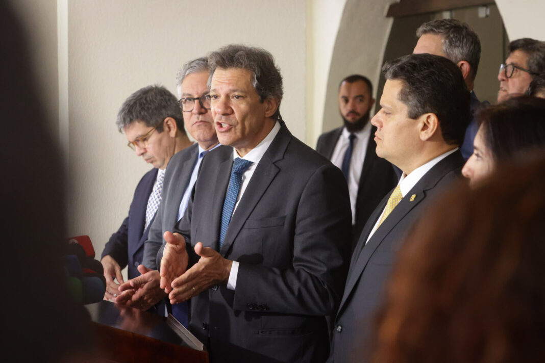 haddad-diz-que-economia-de-gastos-de-2024-foi-maior-que-a-divulgada